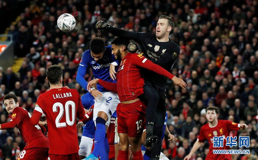 别把跑车当坦克！莱奥转型中锋，是补了短板却废了武功？