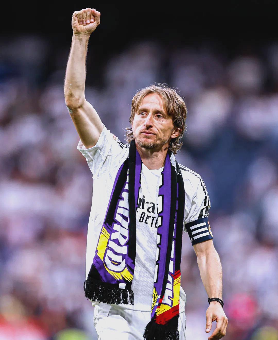 欧冠：拜仁客场3-2险胜萨格勒布迪纳摩