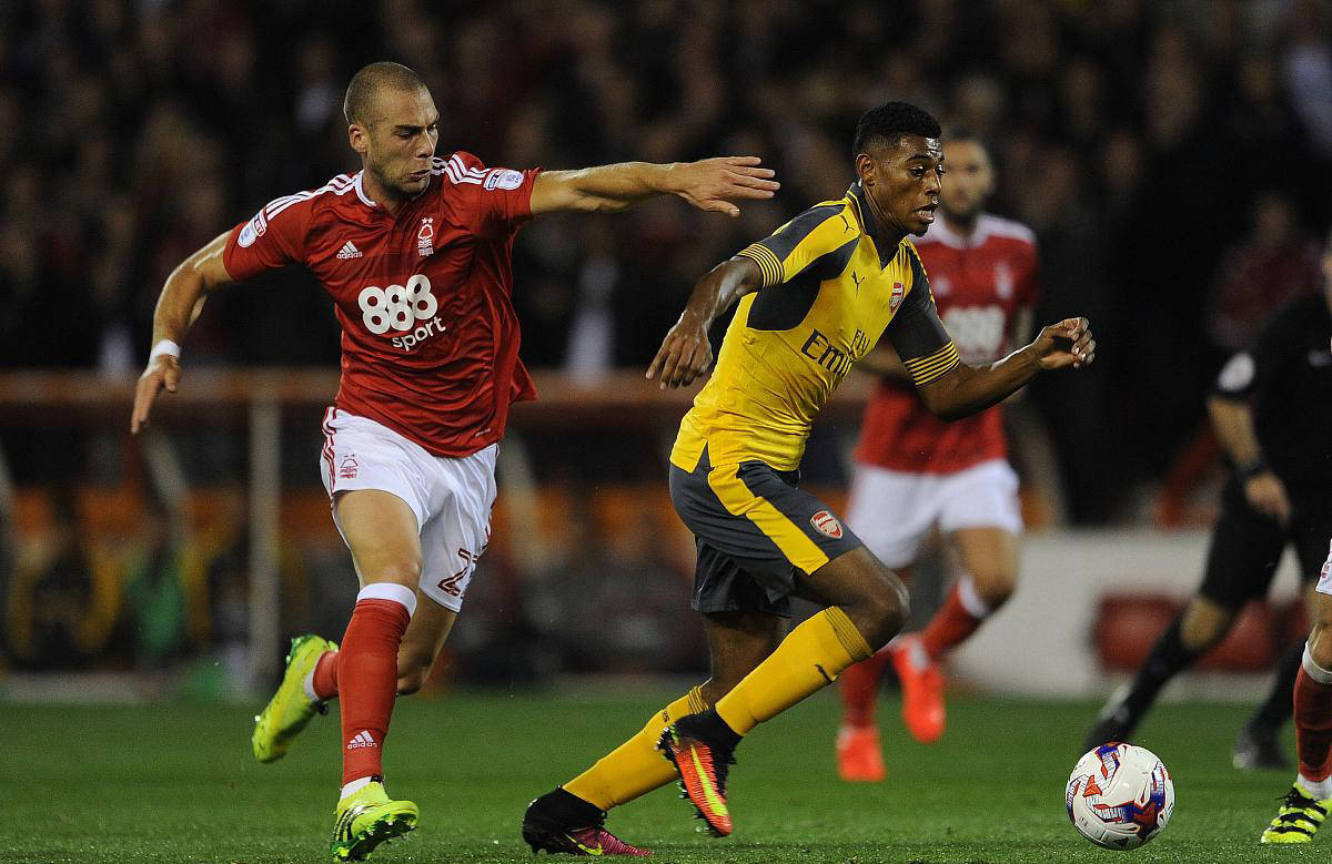 他带着伤坚持踢到最后